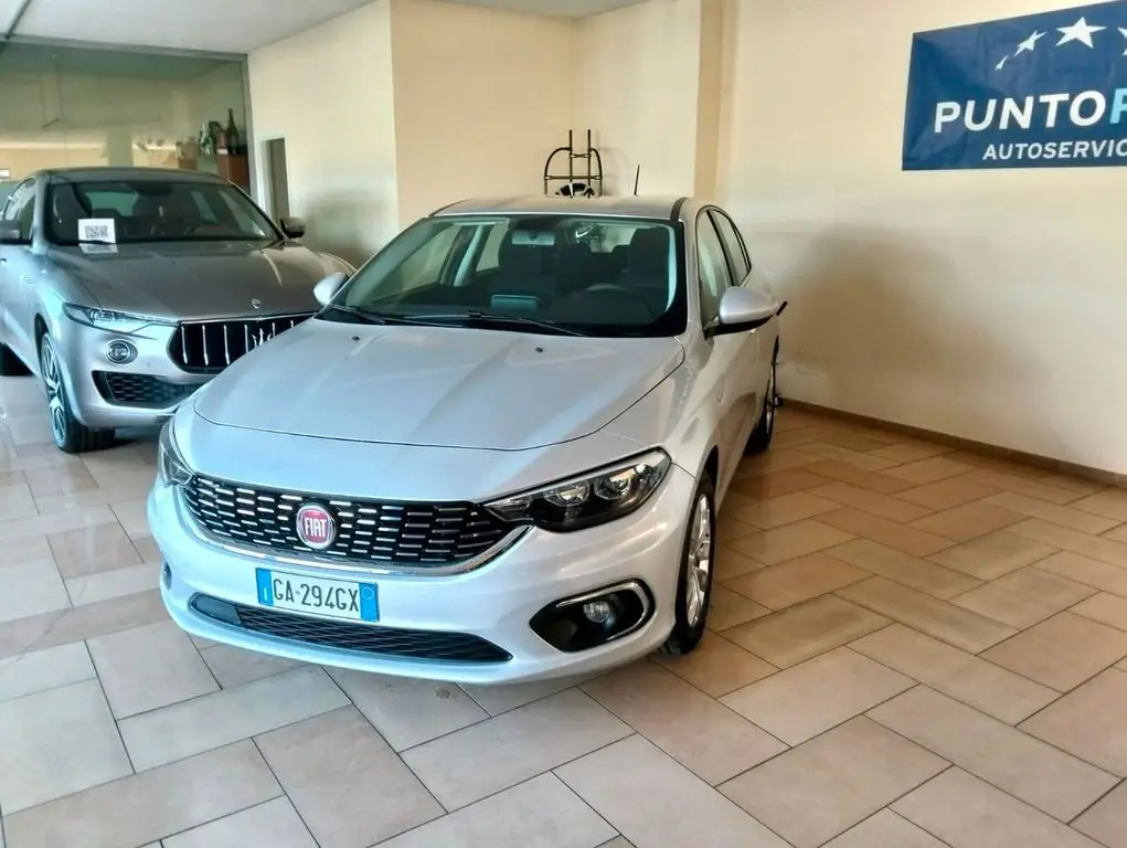 Photo 1 : Fiat Tipo 2020 Diesel