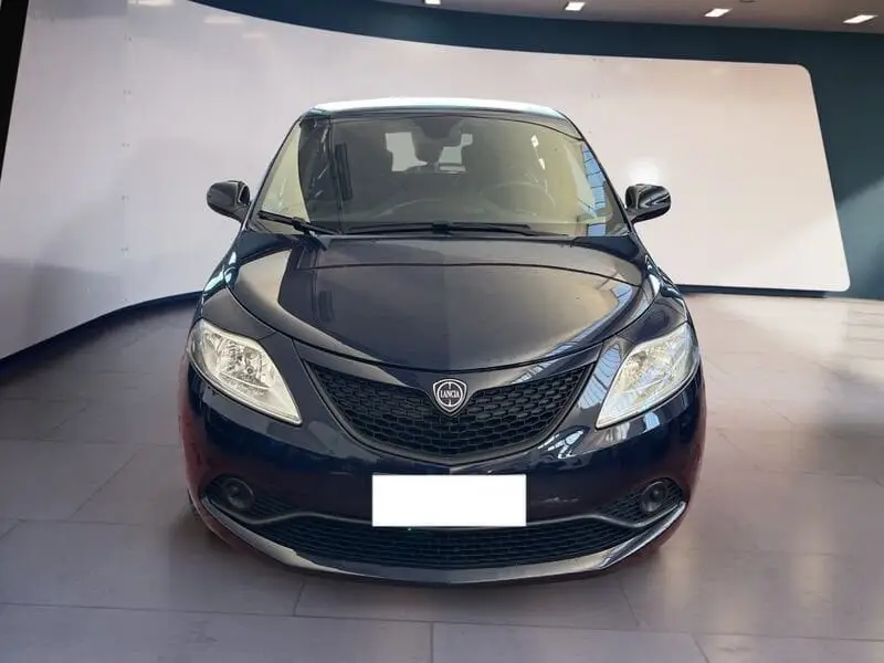 Photo 1 : Lancia Ypsilon 2021 Essence