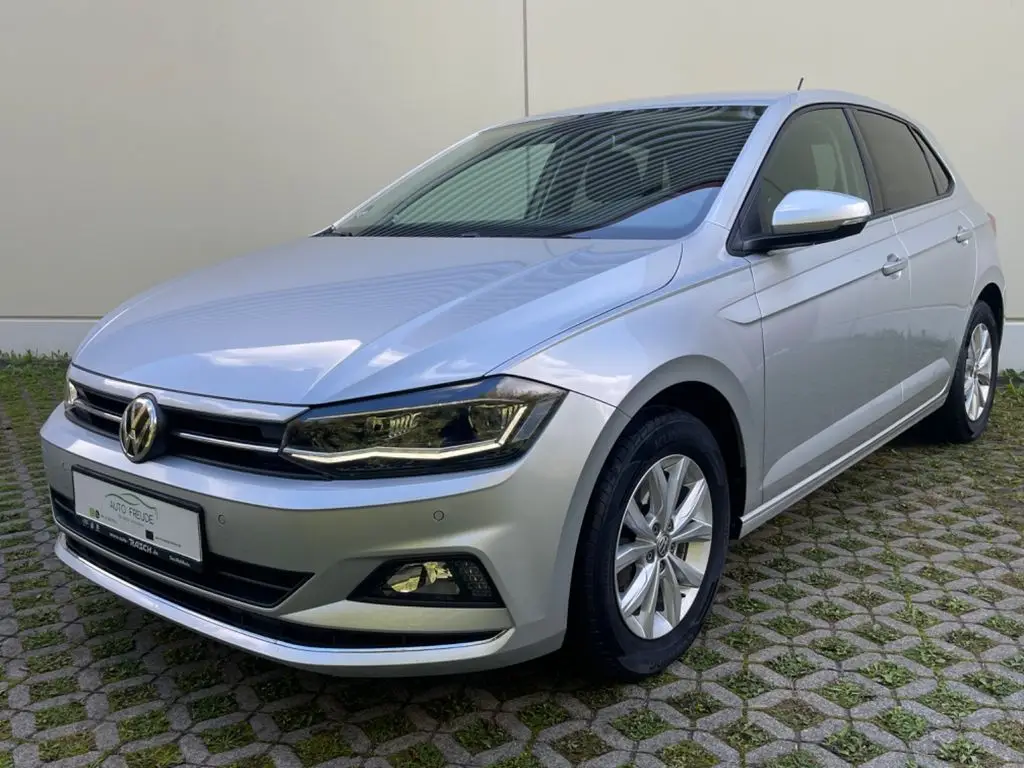 Photo 1 : Volkswagen Polo 2017 Petrol