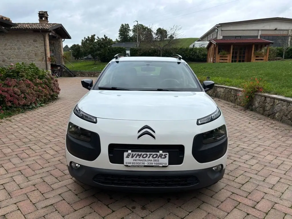 Photo 1 : Citroen C4 2016 Diesel