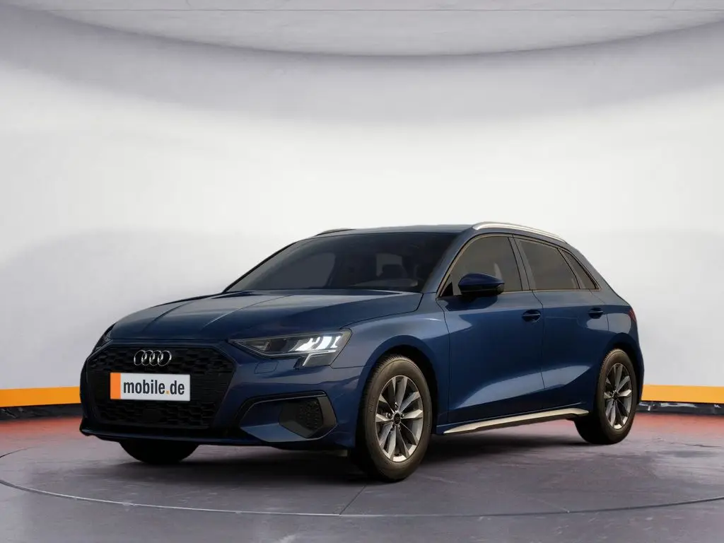 Photo 1 : Audi A3 2023 Essence