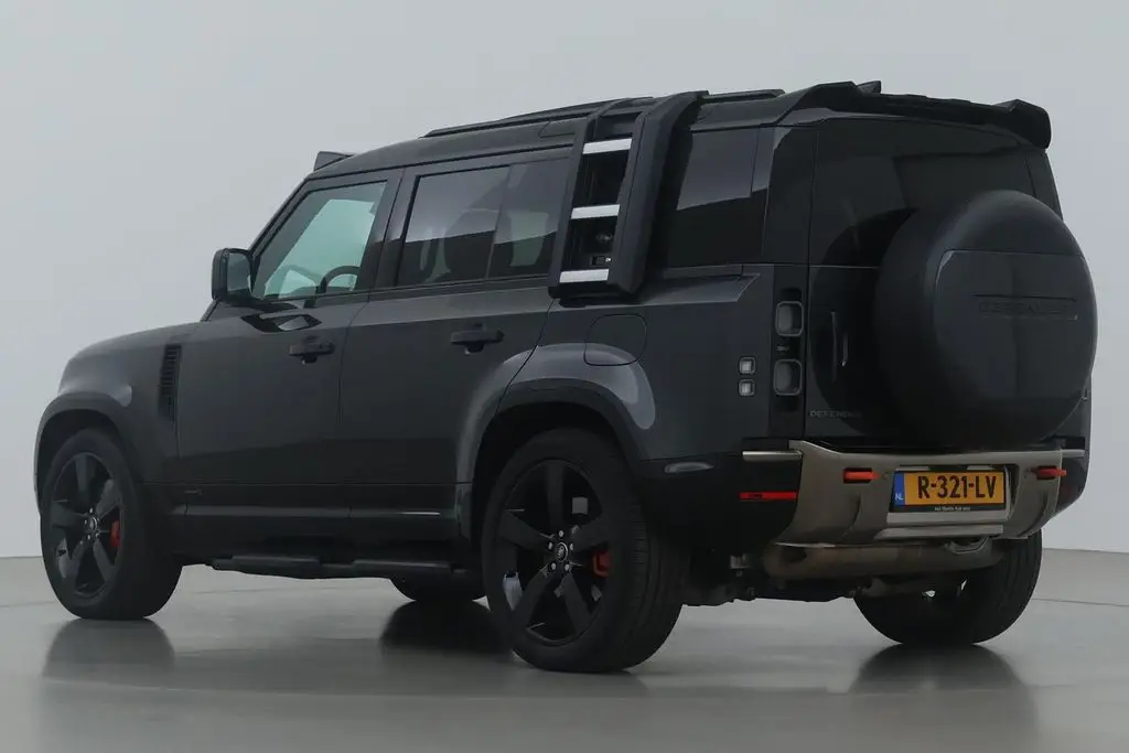 Photo 1 : Land Rover Defender 2022 Hybrid