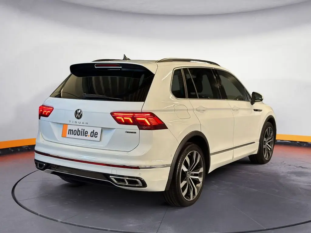 Photo 1 : Volkswagen Tiguan 2021 Essence