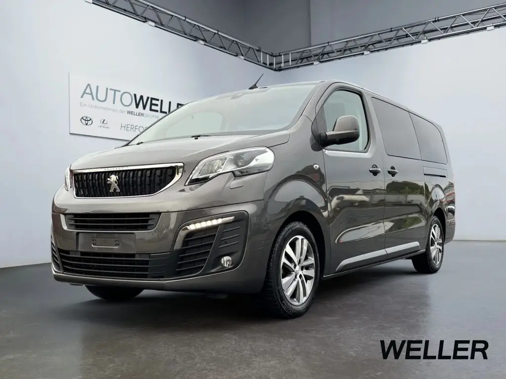 Photo 1 : Peugeot Traveller 2020 Diesel