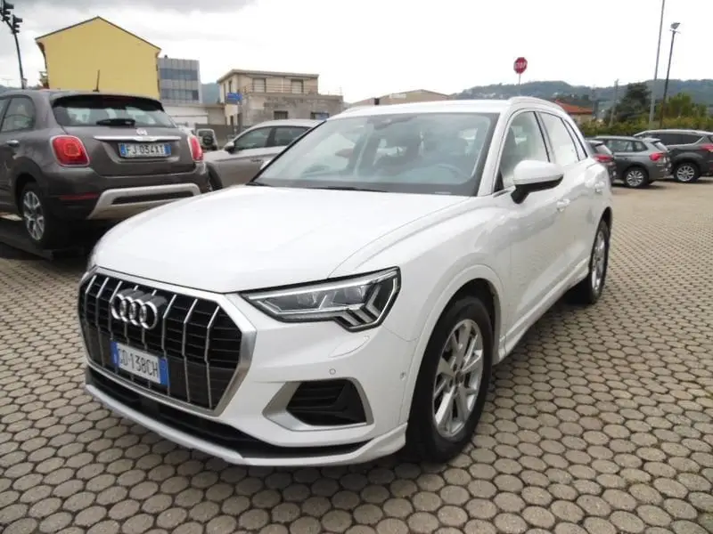 Photo 1 : Audi Q3 2021 Hybrid