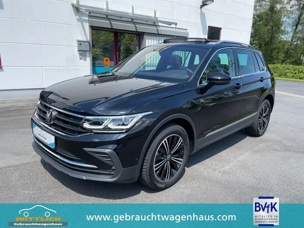 Photo 1 : Volkswagen Tiguan 2023 Essence