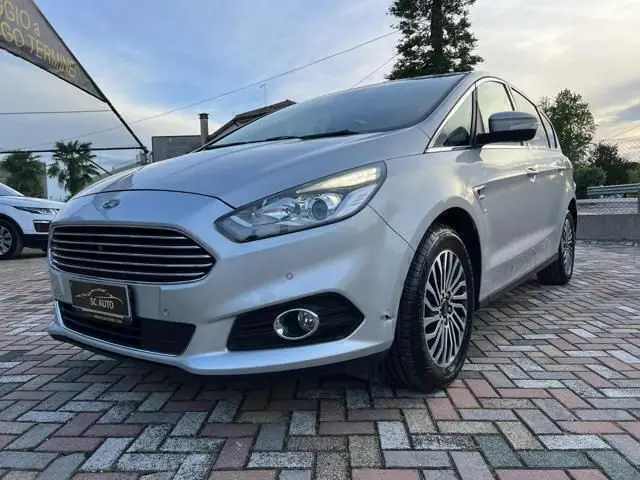 Photo 1 : Ford S-max 2019 Essence