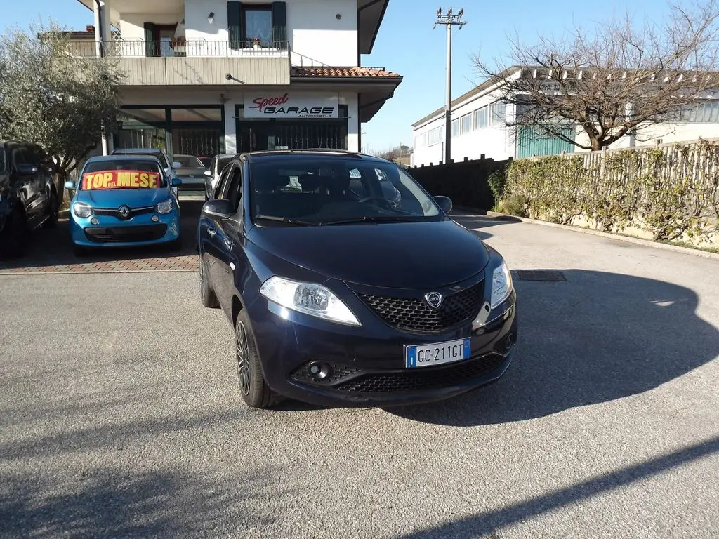 Photo 1 : Lancia Ypsilon 2020 Hybrid