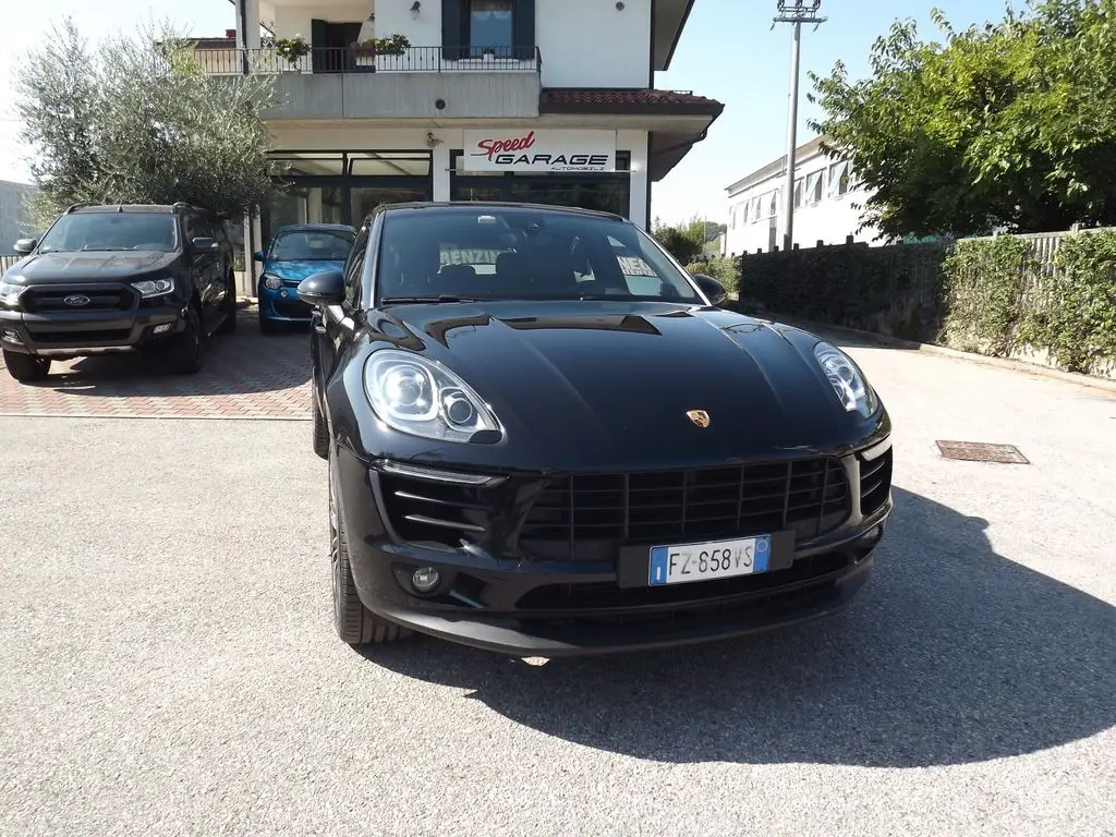 Photo 1 : Porsche Macan 2018 Petrol