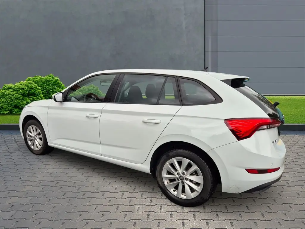 Photo 1 : Skoda Scala 2024 Essence