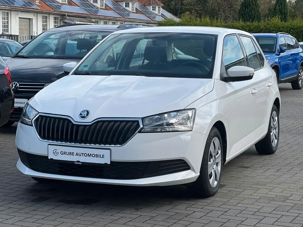 Photo 1 : Skoda Fabia 2021 Essence