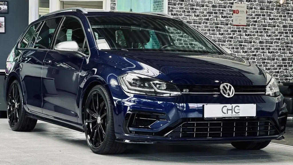 Photo 1 : Volkswagen Golf 2019 Petrol