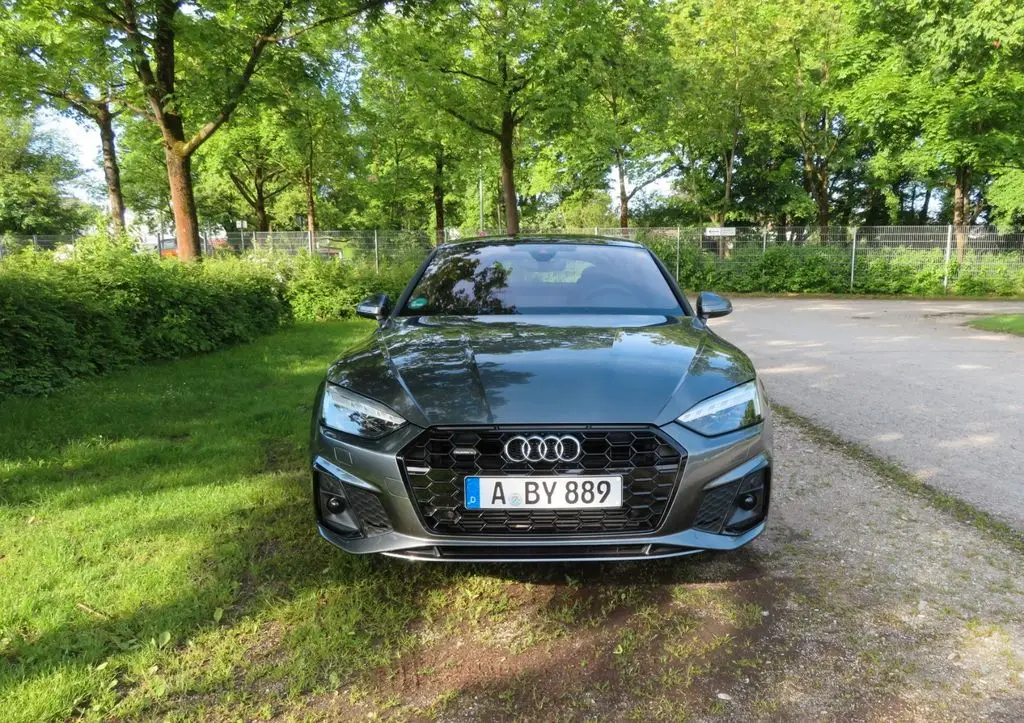 Photo 1 : Audi A5 2023 Petrol