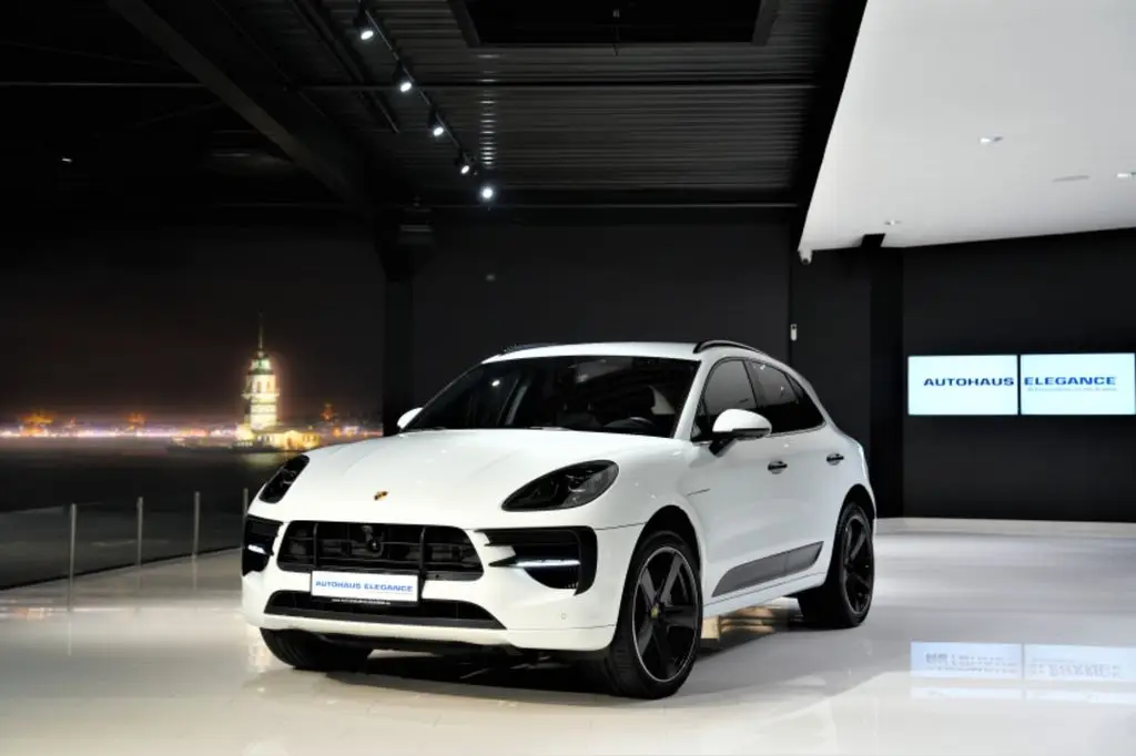 Photo 1 : Porsche Macan 2019 Petrol