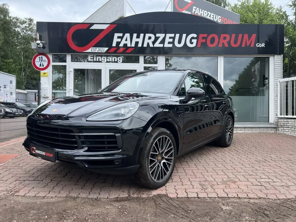 Photo 1 : Porsche Cayenne 2017 Essence