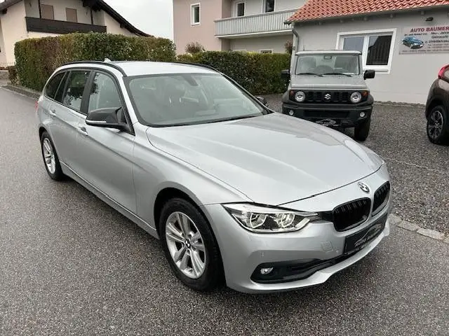 Photo 1 : Bmw Serie 3 2019 Diesel