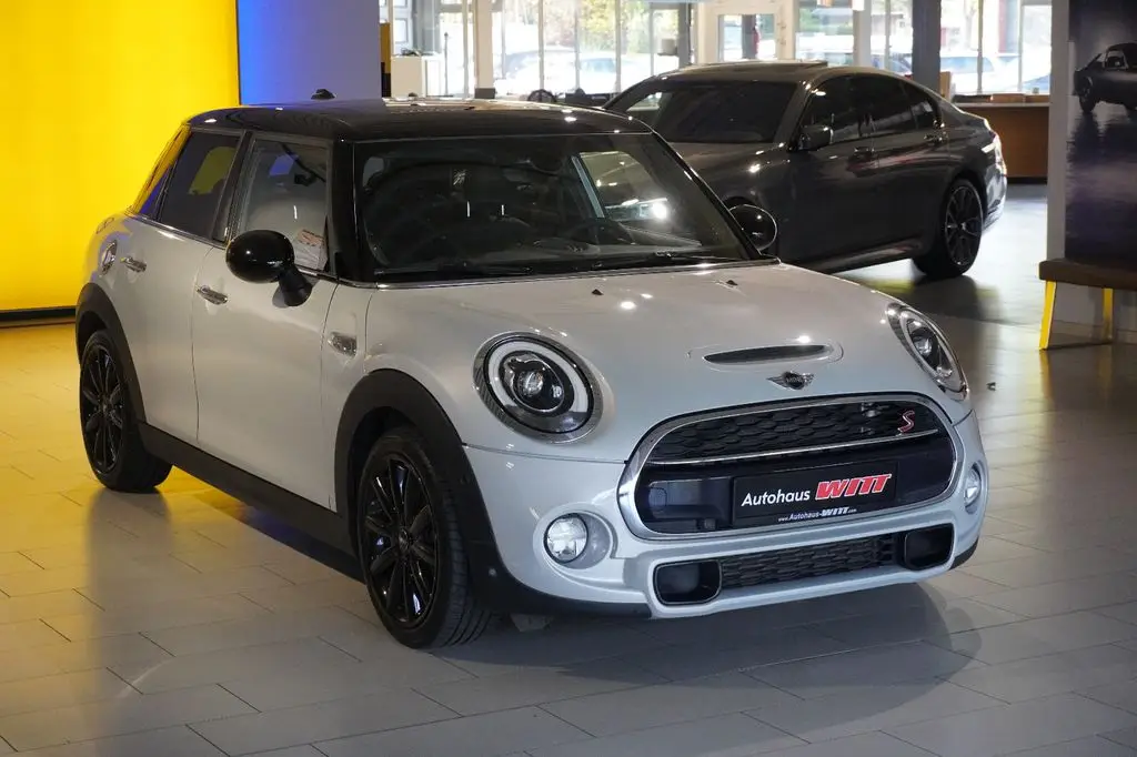 Photo 1 : Mini Cooper 2016 Petrol