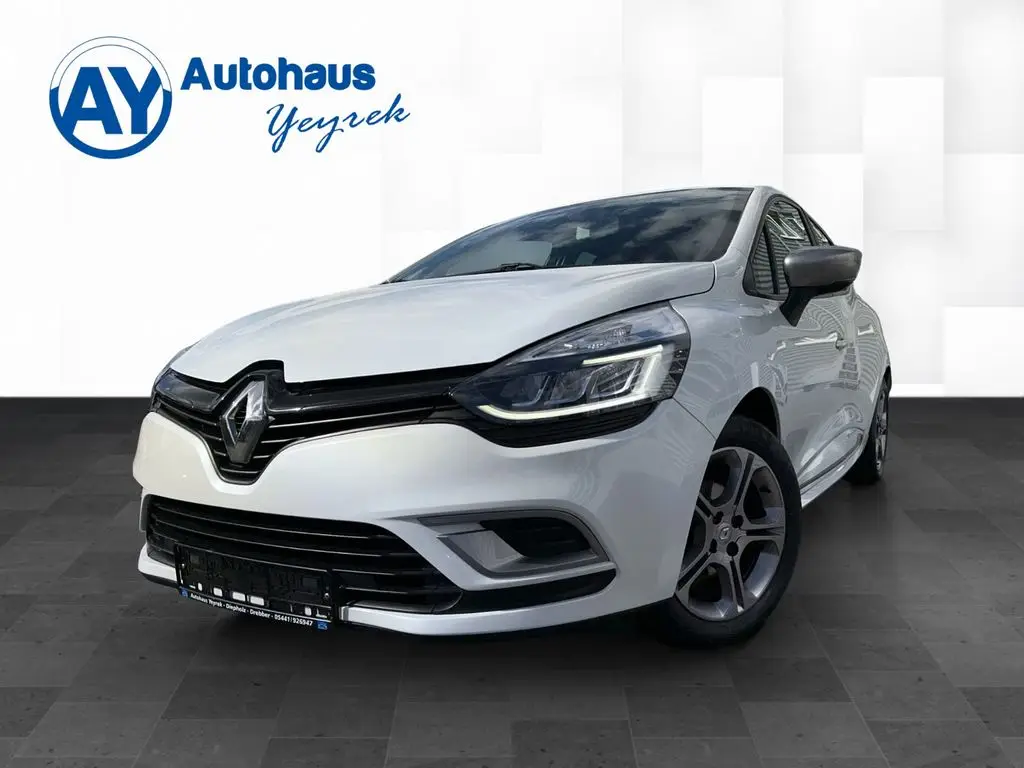 Photo 1 : Renault Clio 2017 Diesel