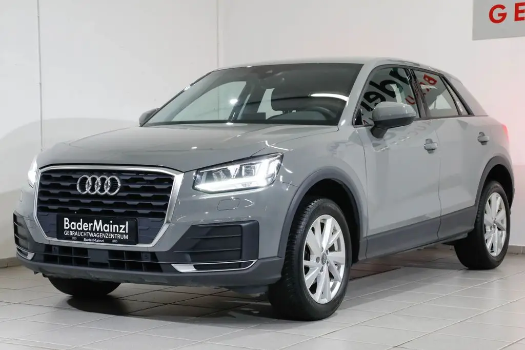 Photo 1 : Audi Q2 2020 Petrol