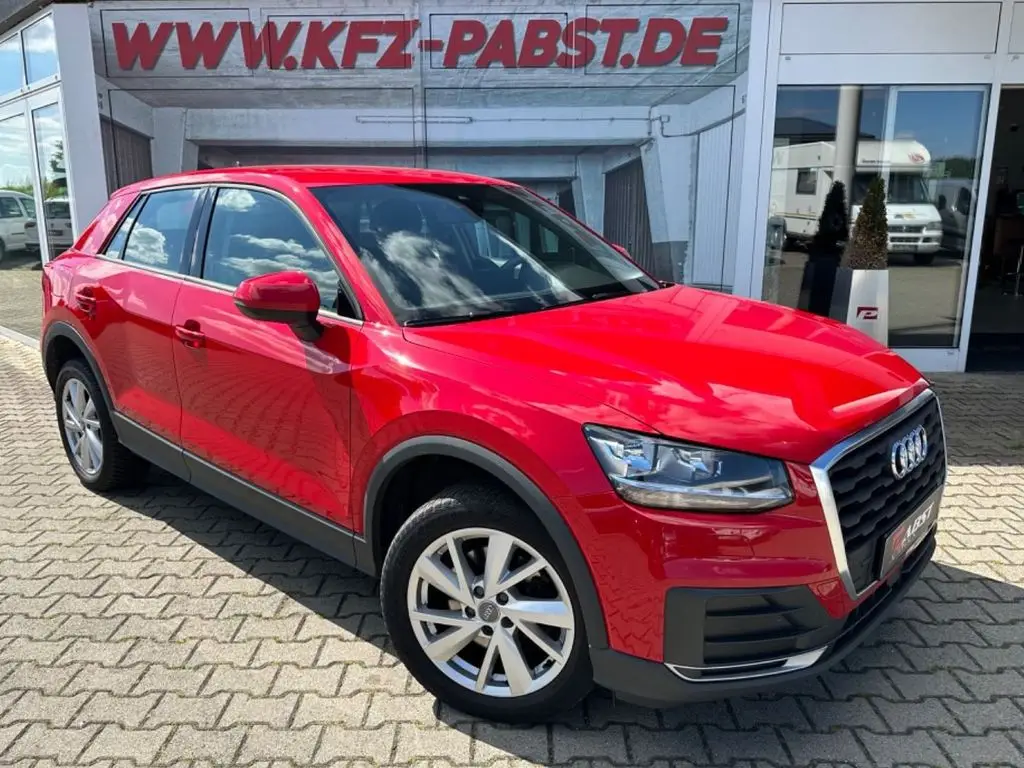 Photo 1 : Audi Q2 2018 Diesel