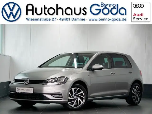 Photo 1 : Volkswagen Golf 2019 Essence