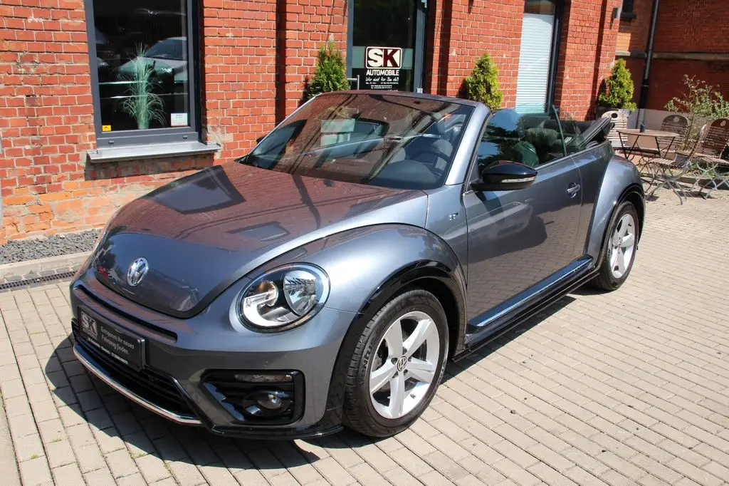 Photo 1 : Volkswagen Beetle 2017 Petrol