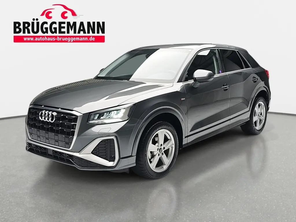 Photo 1 : Audi Q2 2024 Essence