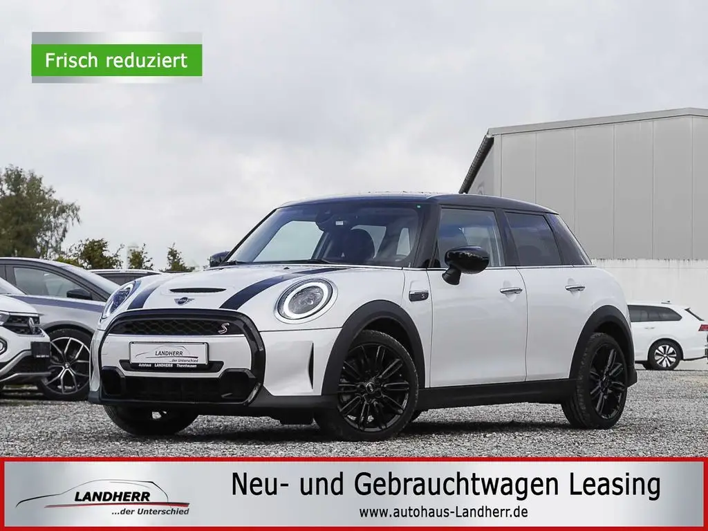 Photo 1 : Mini Cooper 2024 Petrol