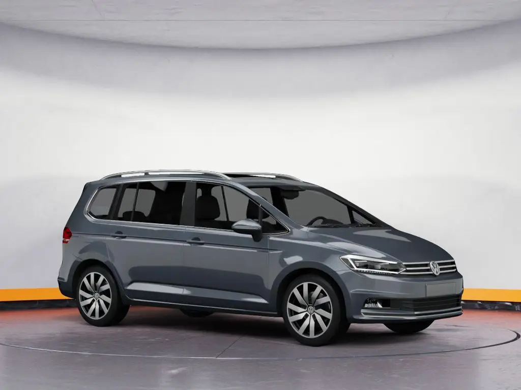 Photo 1 : Volkswagen Touran 2024 Petrol