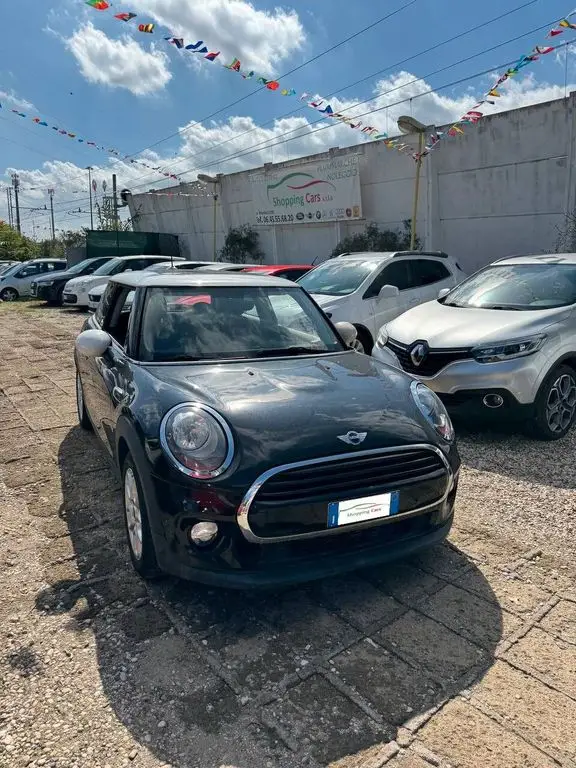 Photo 1 : Mini Cooper 2017 Diesel