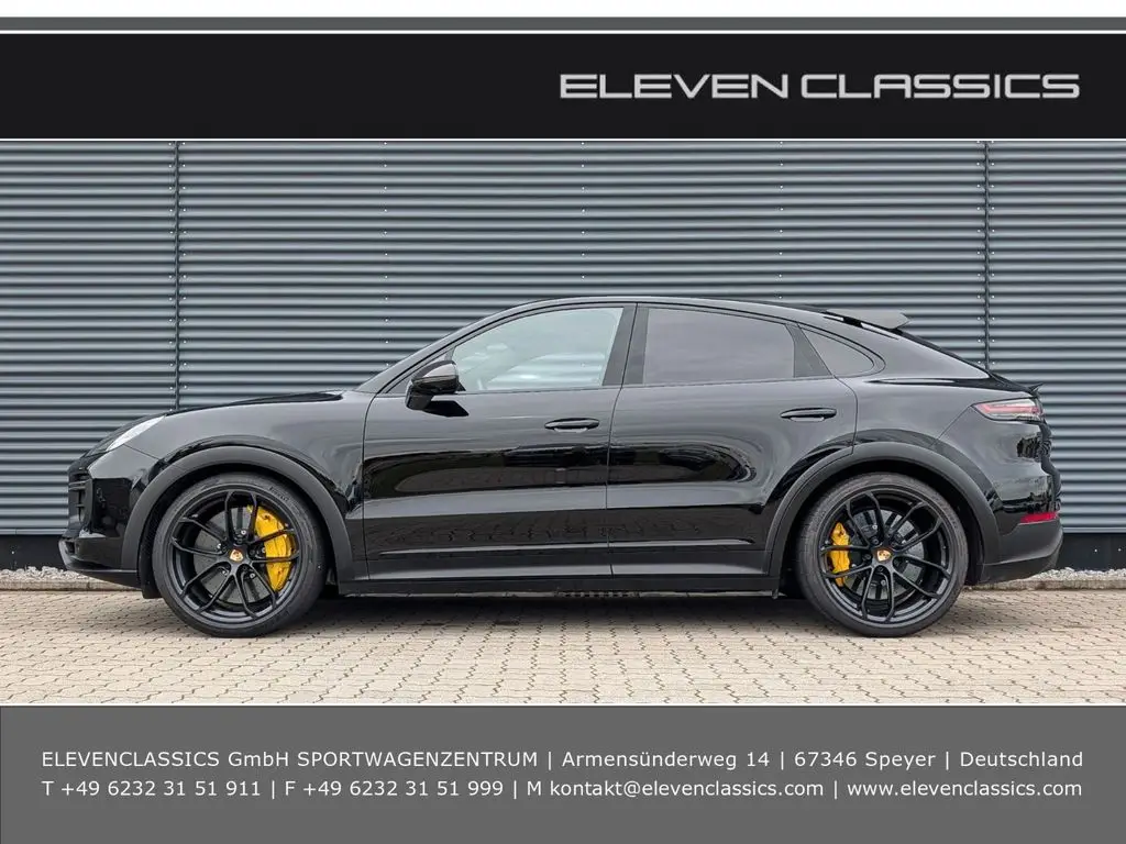 Photo 1 : Porsche Cayenne 2022 Petrol