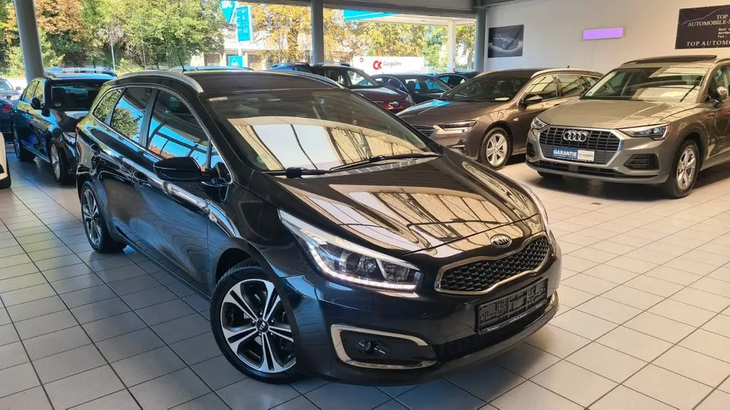 Photo 1 : Kia Ceed 2018 Petrol