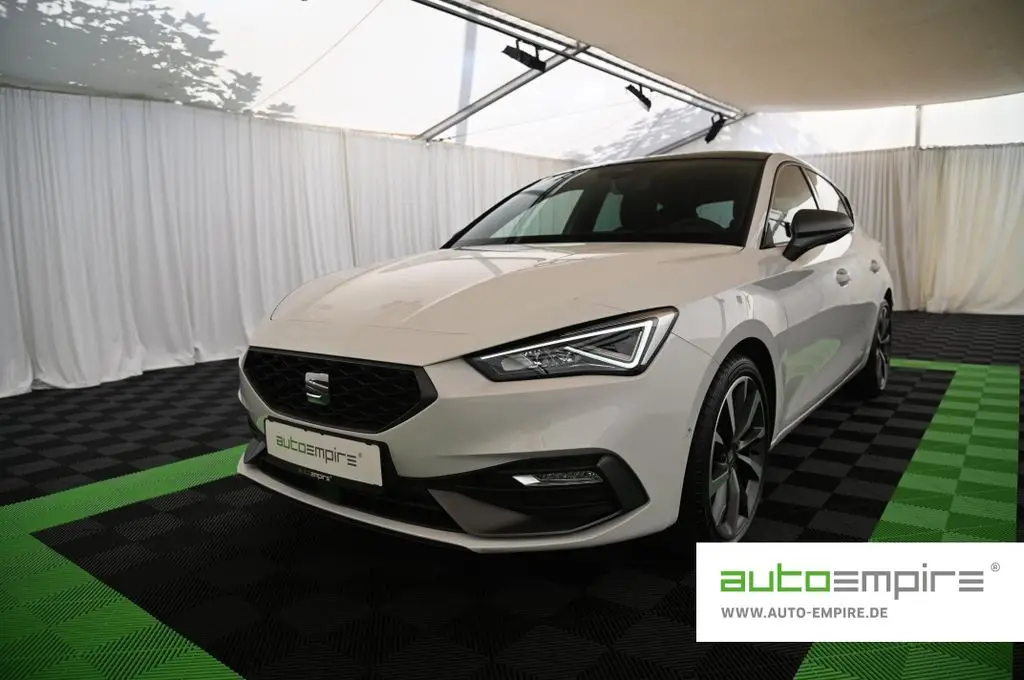 Photo 1 : Seat Leon 2023 Essence