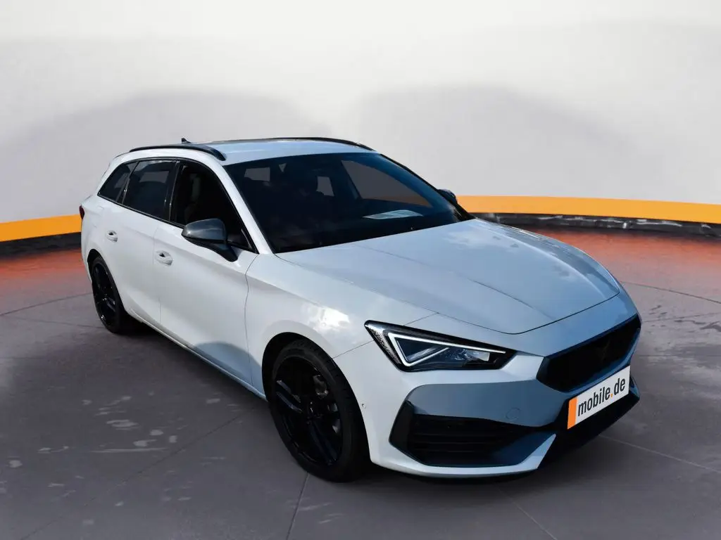 Photo 1 : Cupra Leon 2023 Petrol