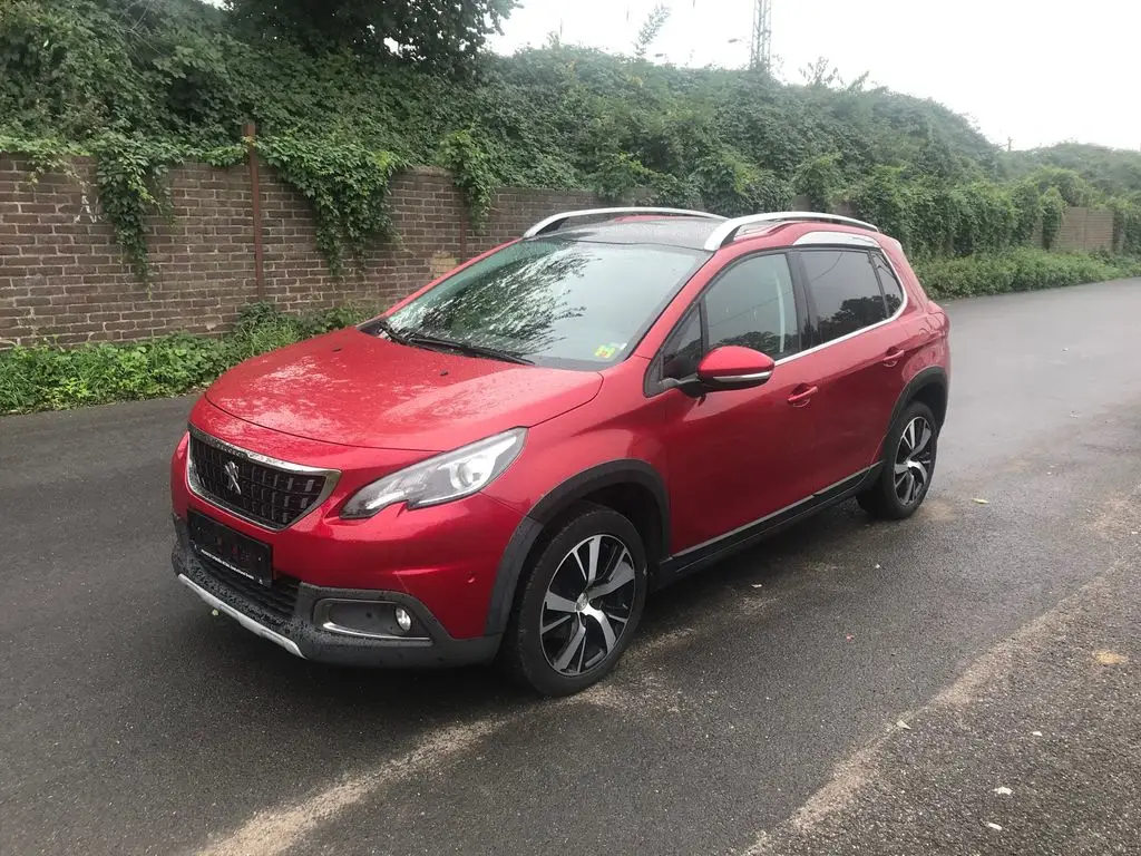 Photo 1 : Peugeot 2008 2016 Petrol