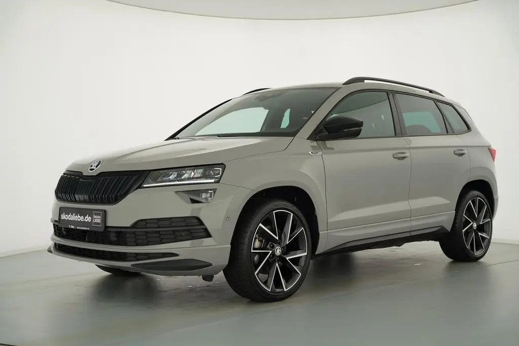 Photo 1 : Skoda Karoq 2020 Petrol