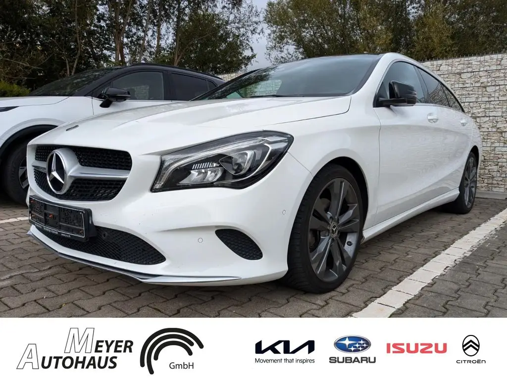 Photo 1 : Mercedes-benz Classe Cla 2018 Petrol