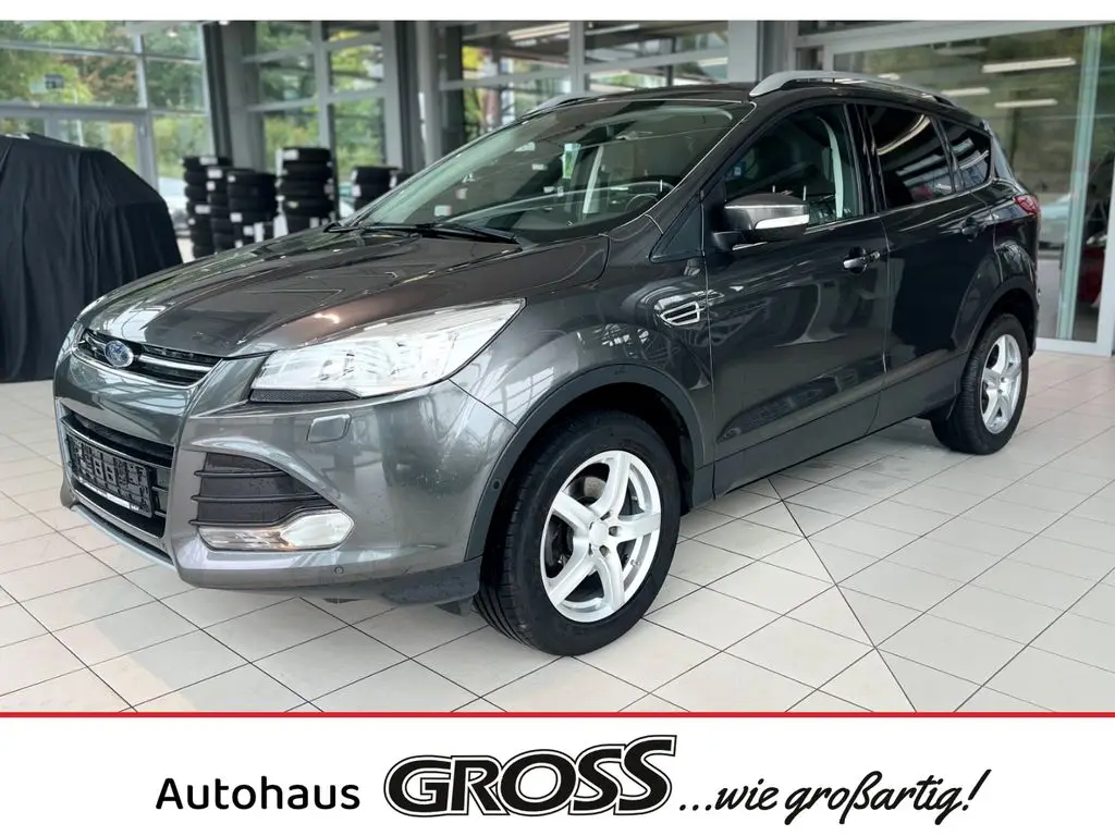 Photo 1 : Ford Kuga 2016 Petrol