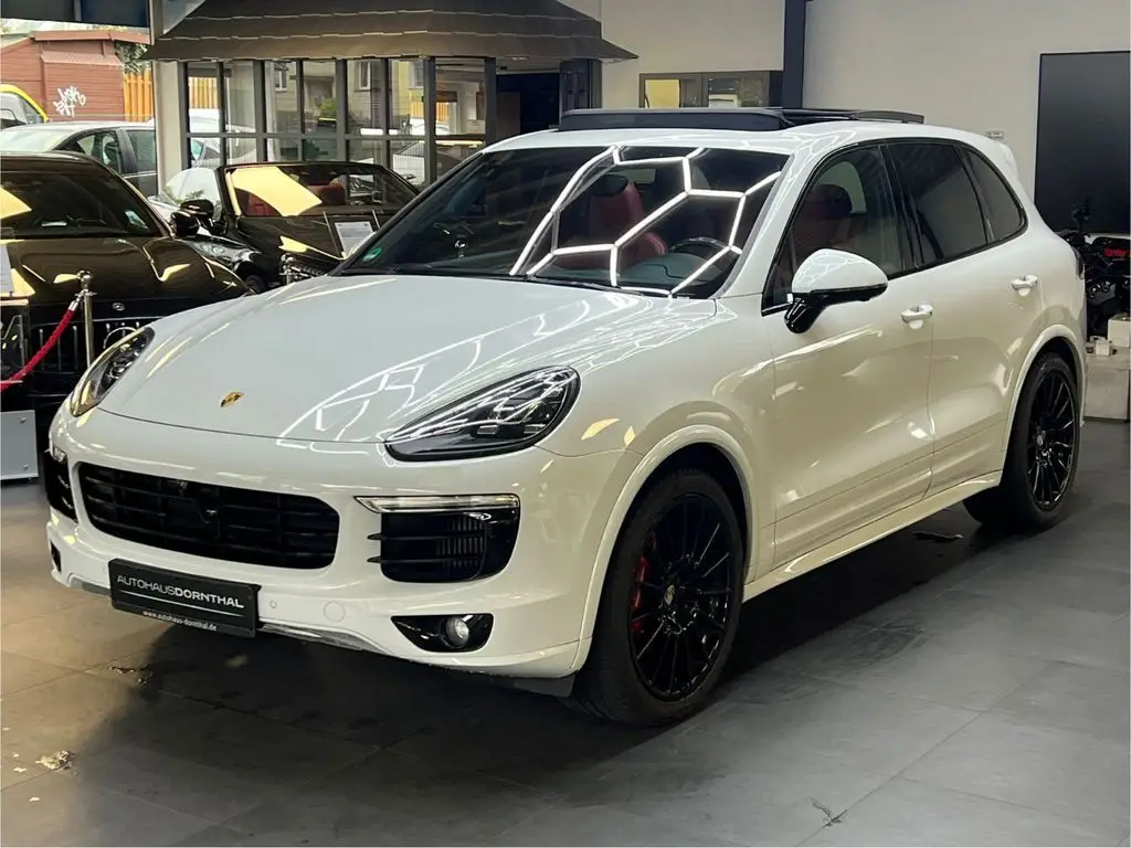 Photo 1 : Porsche Cayenne 2018 Diesel