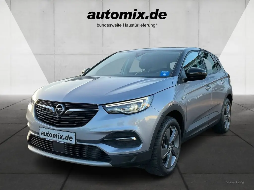 Photo 1 : Opel Grandland 2022 Petrol