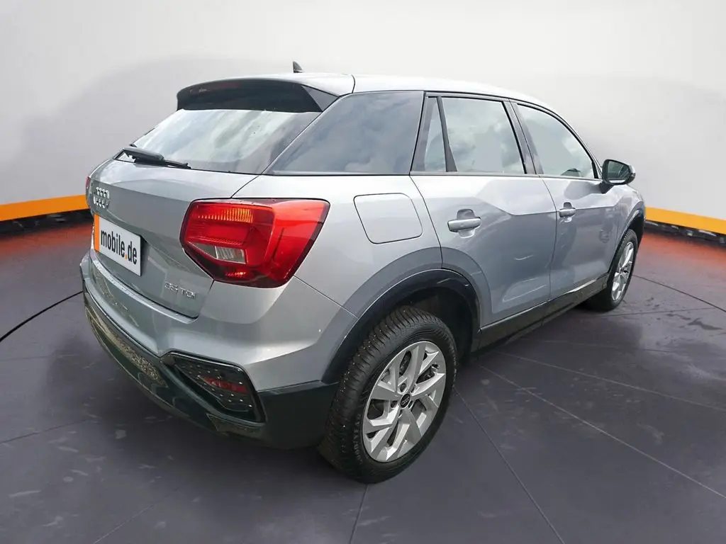 Photo 1 : Audi Q2 2023 Diesel