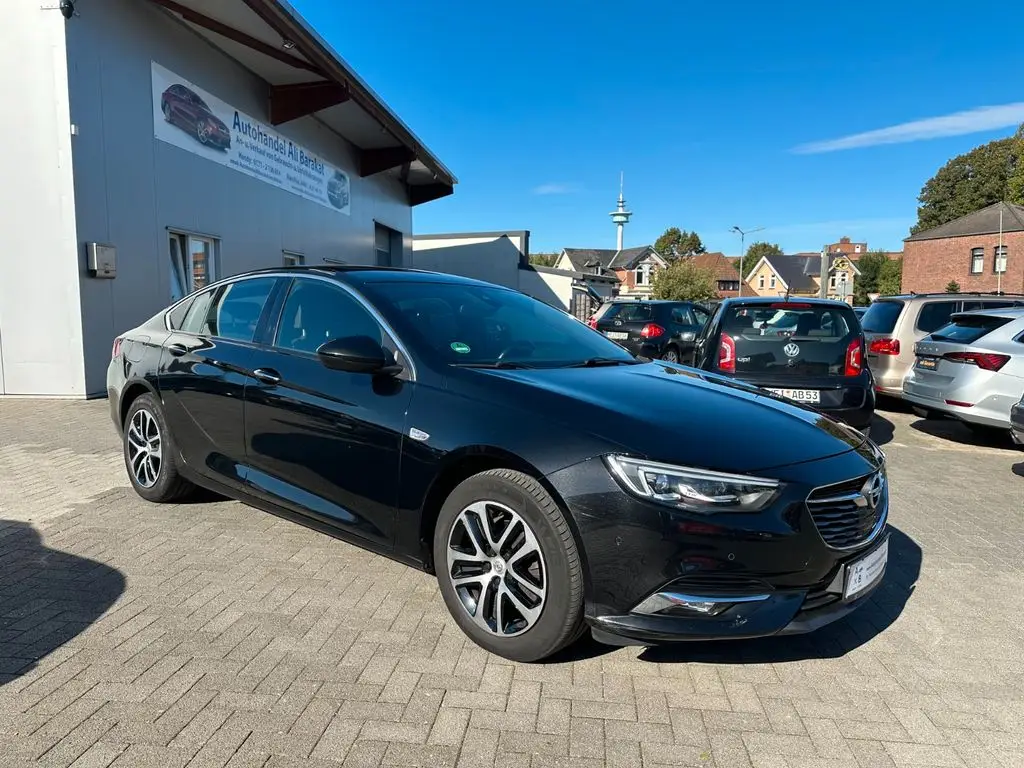 Photo 1 : Opel Insignia 2017 Diesel