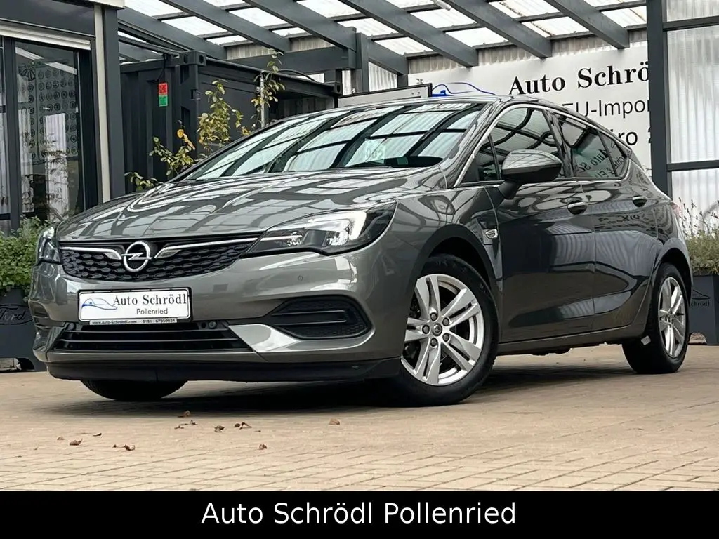 Photo 1 : Opel Astra 2020 Essence