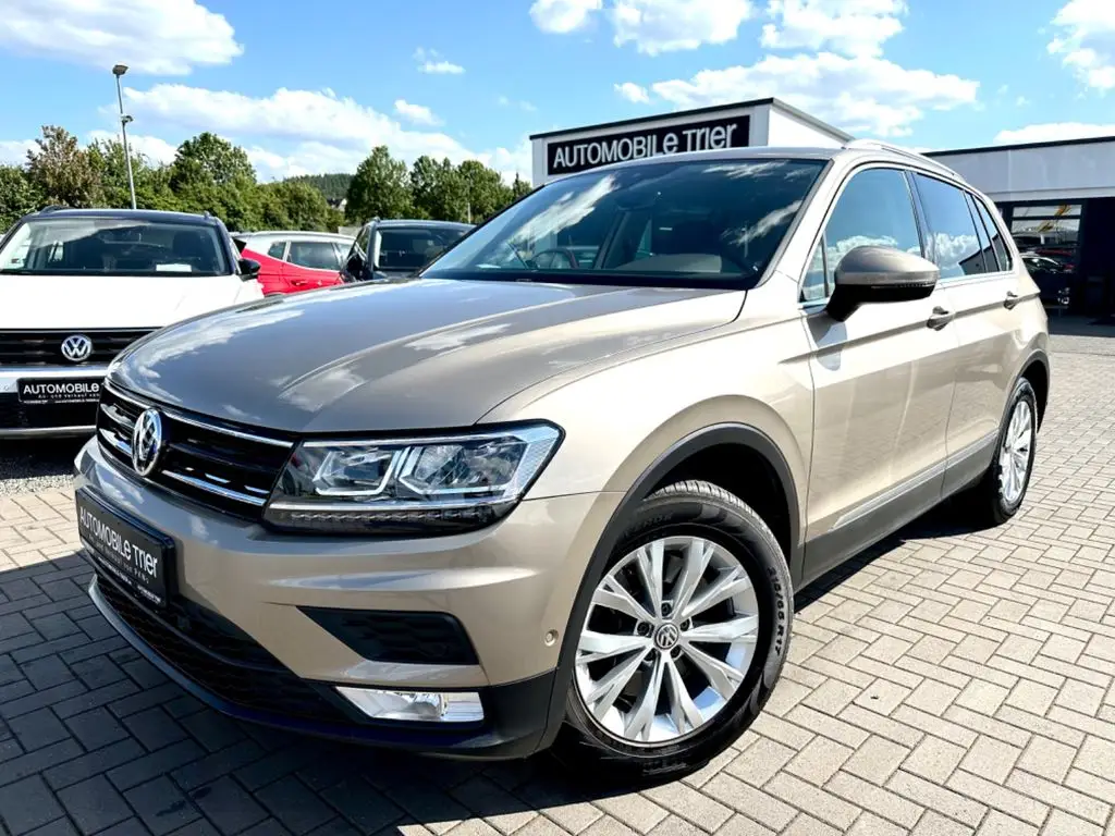 Photo 1 : Volkswagen Tiguan 2016 Essence