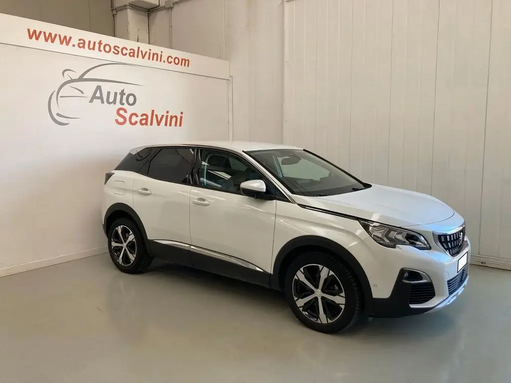 Photo 1 : Peugeot 3008 2020 Diesel