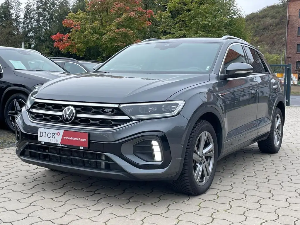 Photo 1 : Volkswagen T-roc 2024 Essence