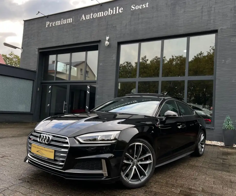 Photo 1 : Audi S5 2018 Petrol