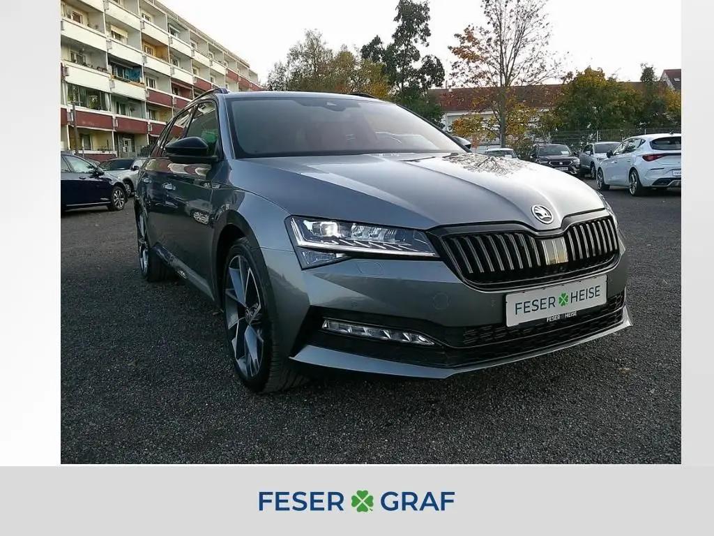 Photo 1 : Skoda Superb 2024 Petrol