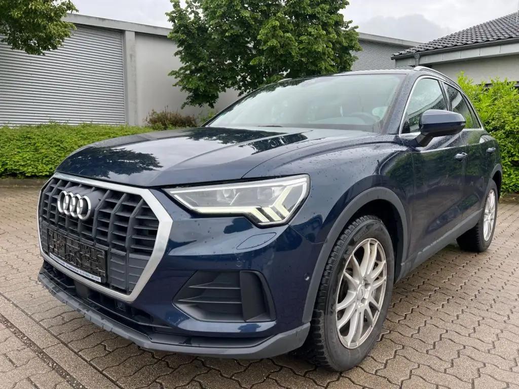 Photo 1 : Audi Q3 2019 Petrol