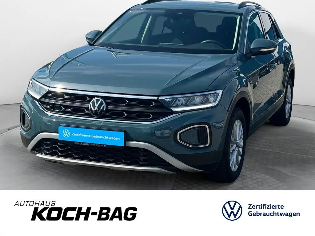 Photo 1 : Volkswagen T-roc 2023 Essence